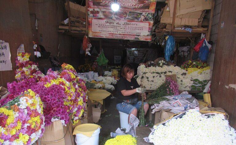 Valentine’s Day 2023 in Dangwa flower market